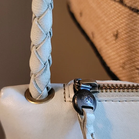 HOBO Daydream Leather Crossbody Bag - Picture 9 of 13